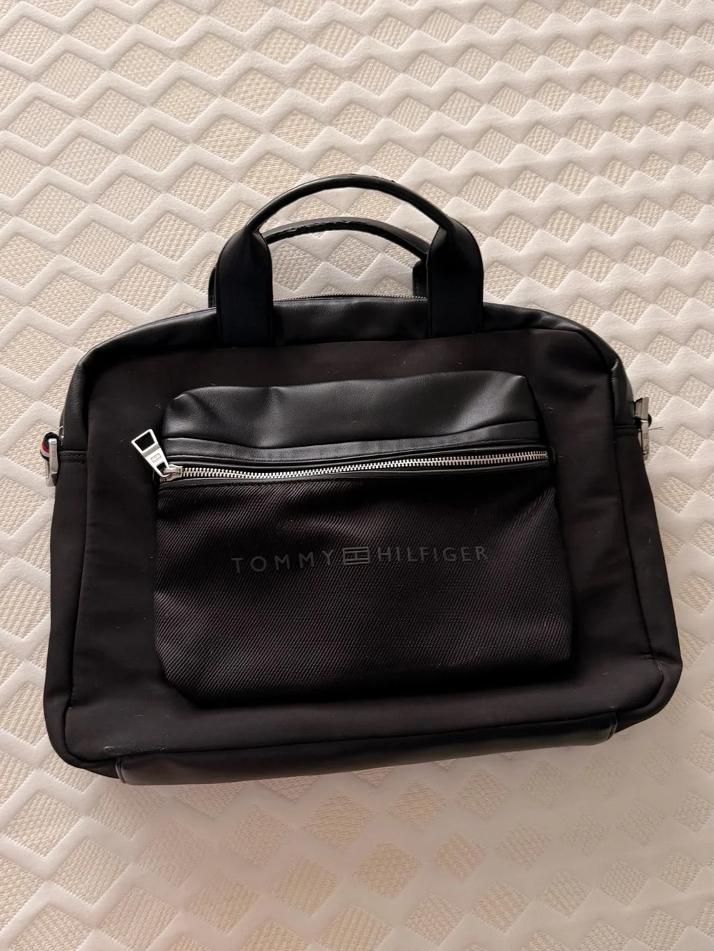 Tommy Hilfiger Black Men’s Laptop Bag with Front Zip Pocket